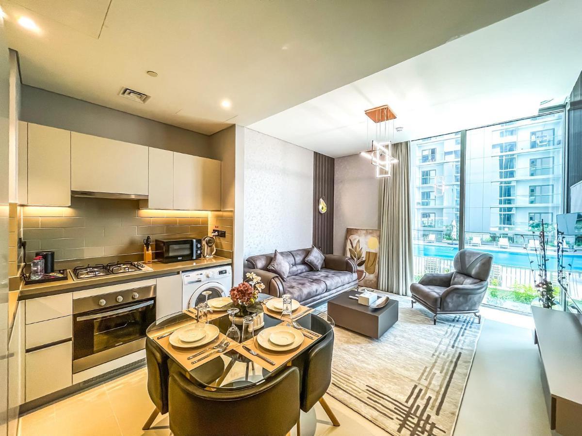 Stay By Latinem Luxury 1Br Holiday Home Cv A207 Near Burj Khalifa Dubai Bagian luar foto